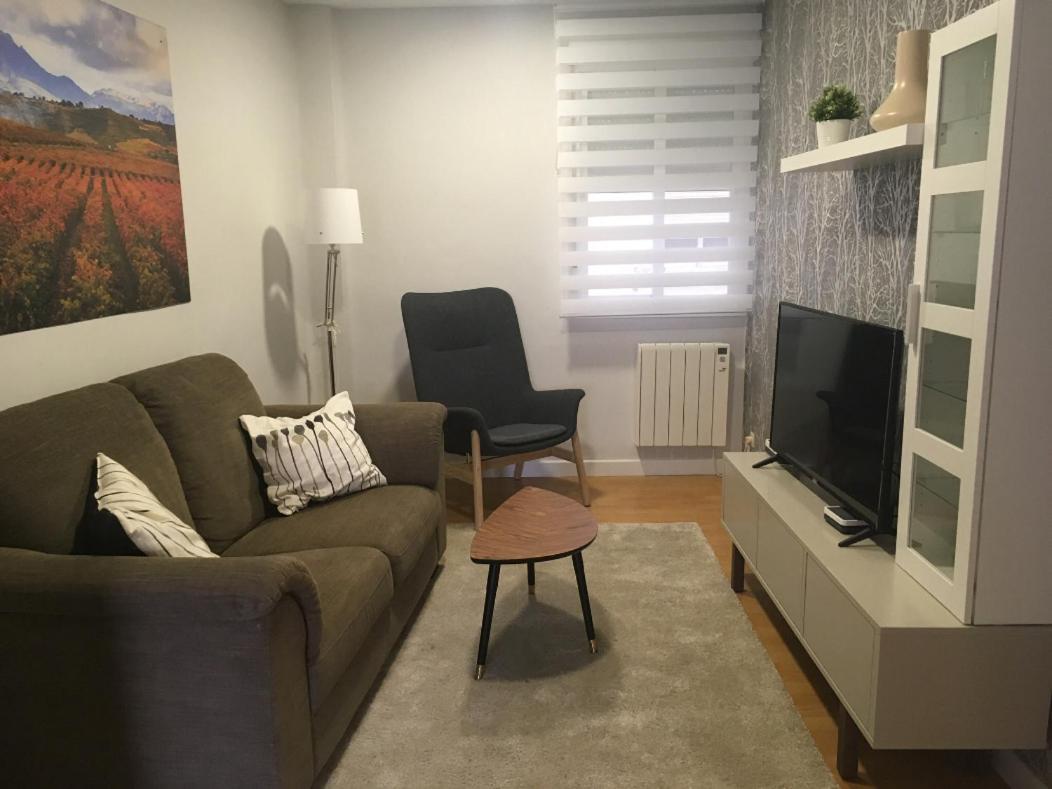 Piso Centrico Y Moderno En Logrono Vivienda De Uso Turistico Apartamento Exterior foto